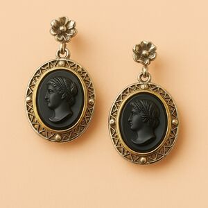 Vintage Florenza Black Intaglio Cameo Earrings – Gold Filigree & Rhinestone